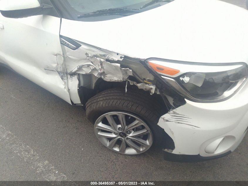 2019 KIA SOUL + - KNDJP3A5XK7001856