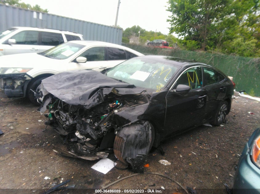 VIN 2HGFC2F74JH577498 2018 HONDA CIVIC SEDAN EX