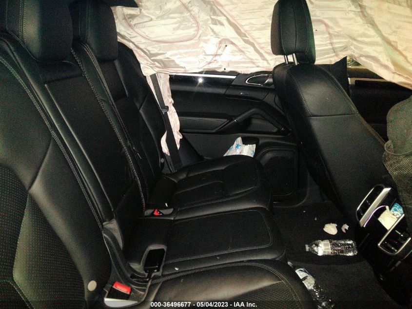 2017 PORSCHE CAYENNE - WP1AA2A25HKA89320
