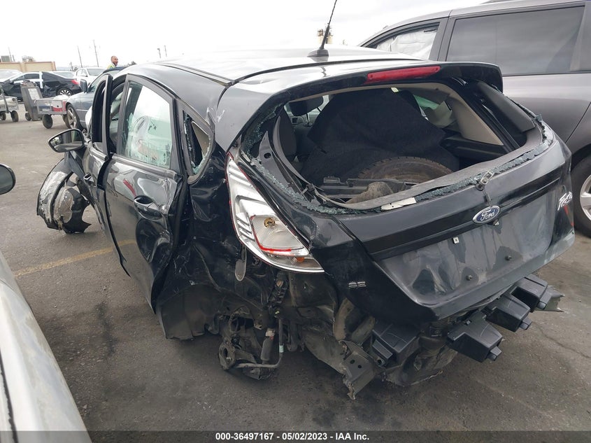 VIN 3FADP4EJ9JM110135 2018 FORD FIESTA SE