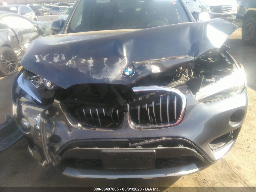 VIN WBXHT3C35J5F90868 2018 BMW X1 XDRIVE28I