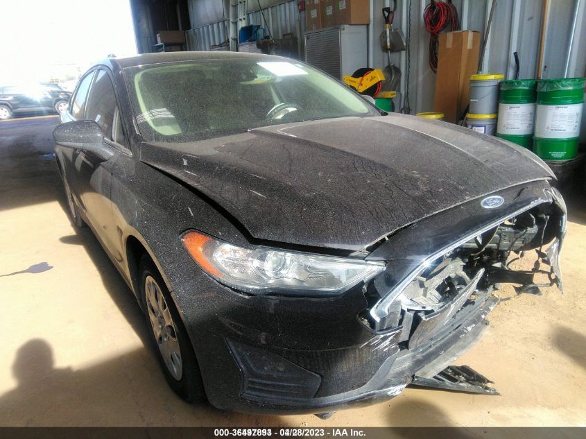 2020 FORD FUSION S - 3FA6P0G77LR249432