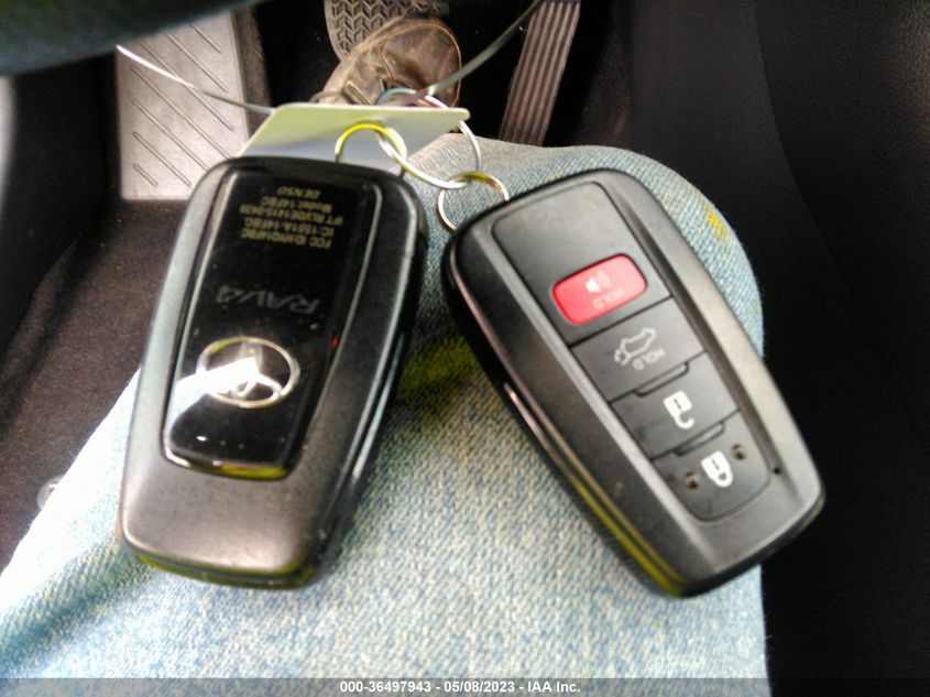 2019 TOYOTA RAV4 XLE - JTMW1RFV7KD501638