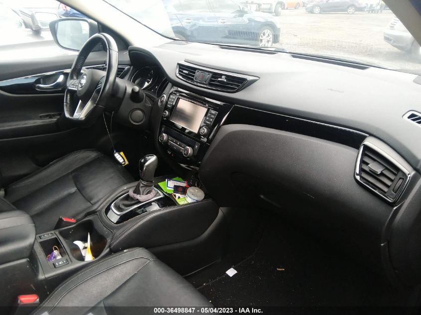 2017 NISSAN ROGUE SPORT SL - JN1BJ1CR8HW128651