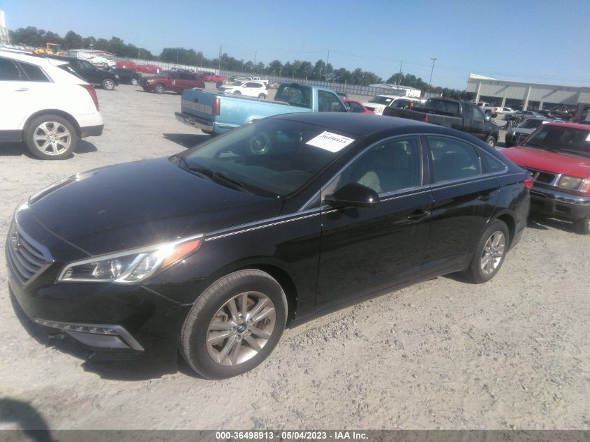 2015 HYUNDAI SONATA 2.4L SE - 5NPE24AF7FH258750