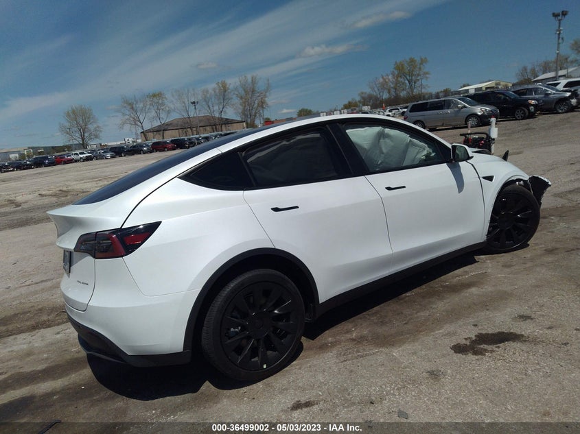VIN 7SAYGDEE3PF692022 2023 TESLA MODEL Y LONG RANGE