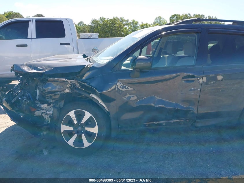 VIN JF2SJAEC1HH516218 2017 SUBARU FORESTER PREMIUM