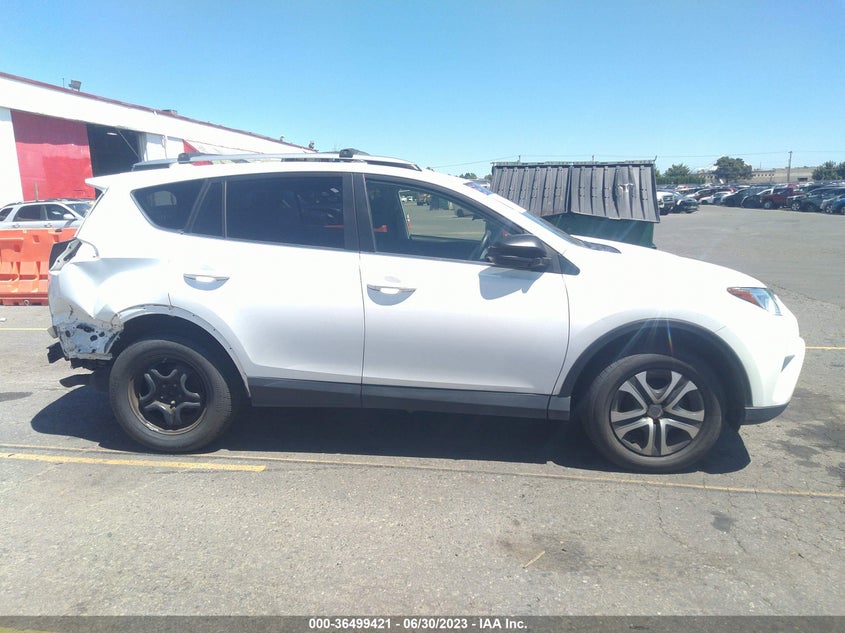 VIN JTMBFREV6HJ130824 2017 TOYOTA RAV4 LE