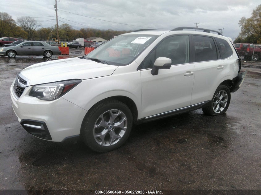 VIN JF2SJAWC0JH545360 2018 SUBARU FORESTER TOURING
