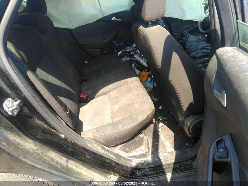 2015 FORD FOCUS SE - 1FADP3K20FL256942