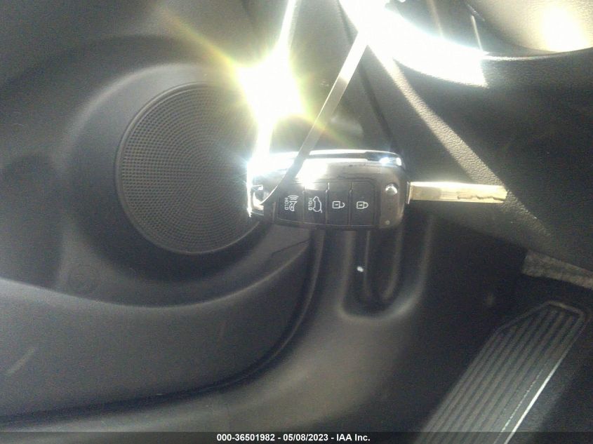 2020 HYUNDAI KONA SE - KM8K12AA2LU439413