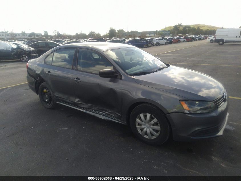 2014 VOLKSWAGEN JETTA SEDAN S - 3VW2K7AJXEM224249