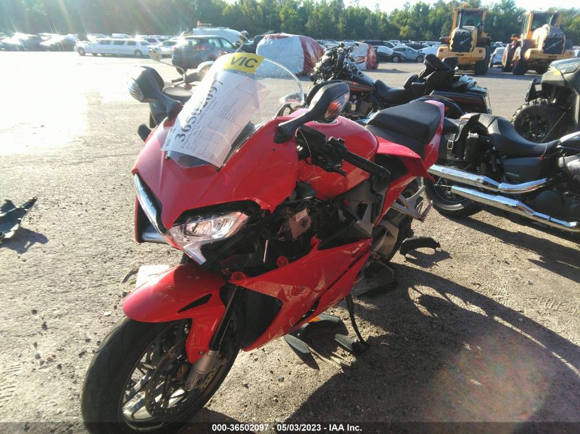 2014 HONDA VFR800 F JH2RC7916EK000137