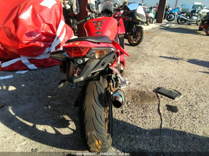 2014 HONDA VFR800 F JH2RC7916EK000137
