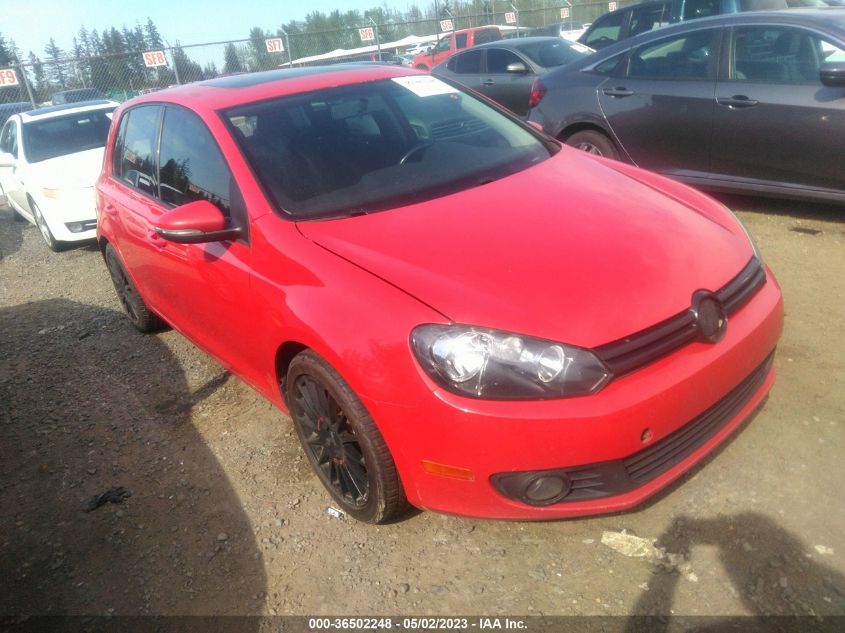 2013 VOLKSWAGEN GOLF TDI W/SUNROOF & NAV - WVWNM7AJ4DW101944