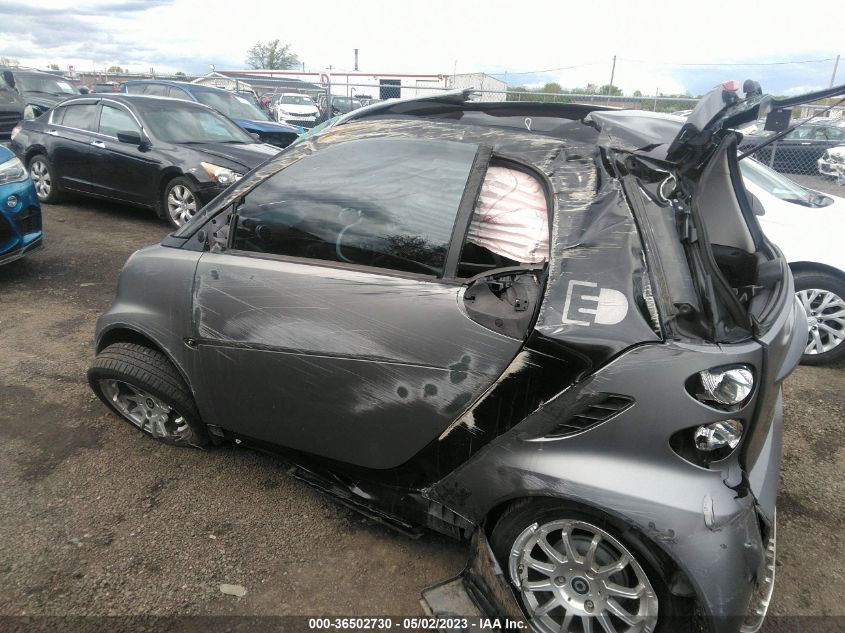 2014 SMART FORTWO ELECTRIC DRIVE PASSION - WMEEJ9AA8EK764934