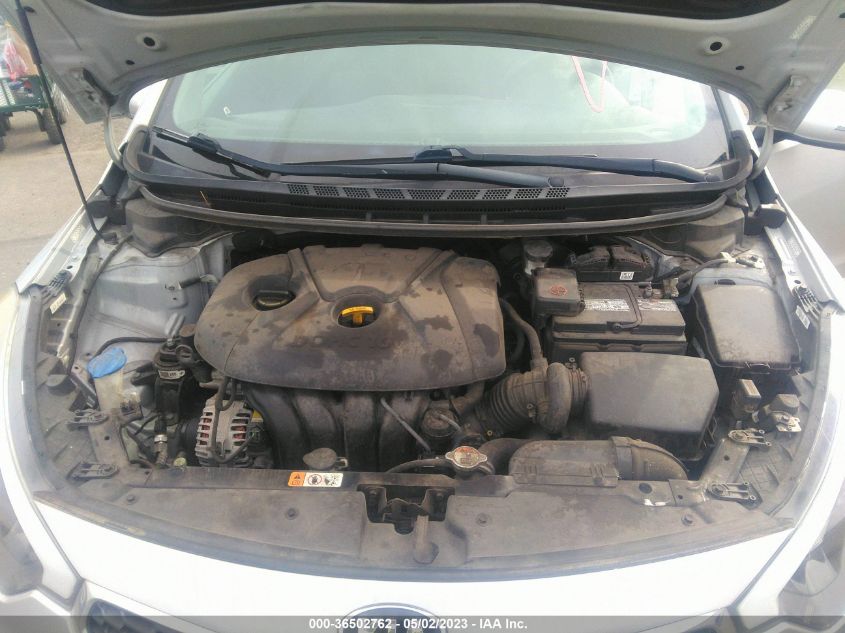 2016 KIA FORTE LX - KNAFX4A63G5555082