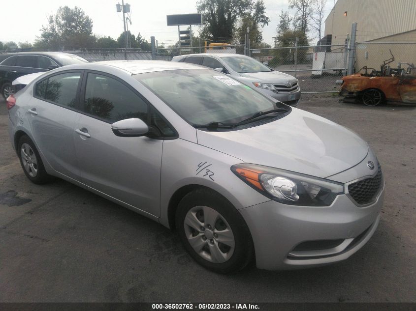 2016 KIA FORTE LX - KNAFX4A63G5555082