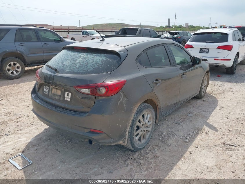VIN 3MZBN1K74HM155585 2017 MAZDA MAZDA3 5-DOOR SPORT