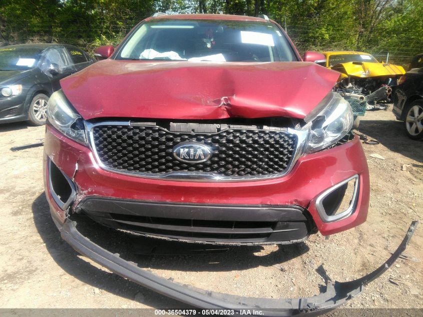 2016 KIA SORENTO LX - 5XYPGDA30GG029769