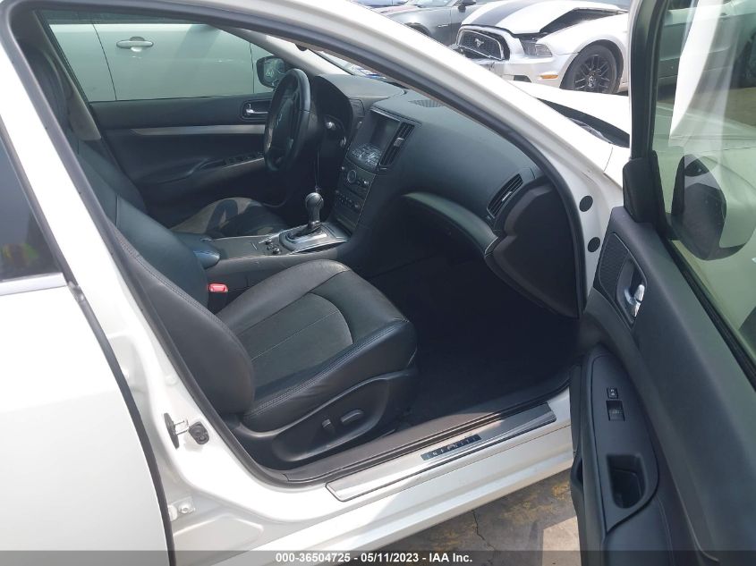 2015 INFINITI Q40 JN1CV6AR4FM524531