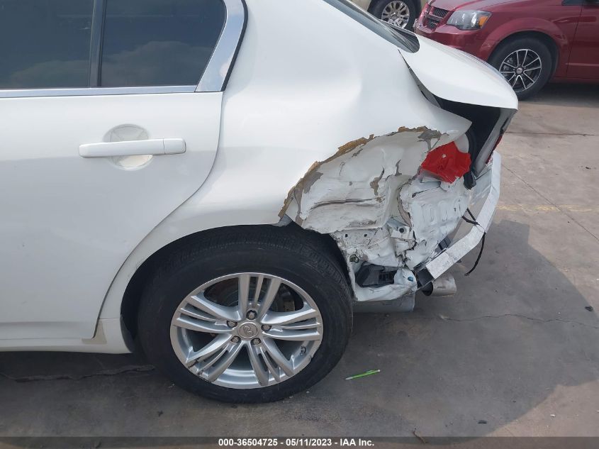 2015 INFINITI Q40 JN1CV6AR4FM524531