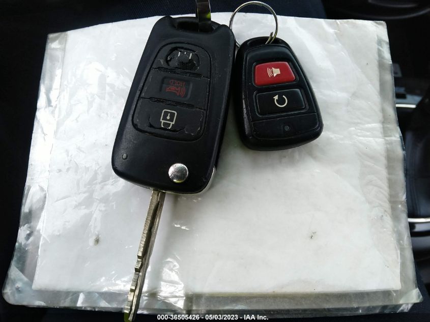 2013 KIA SOUL + - KNDJT2A69D7508247