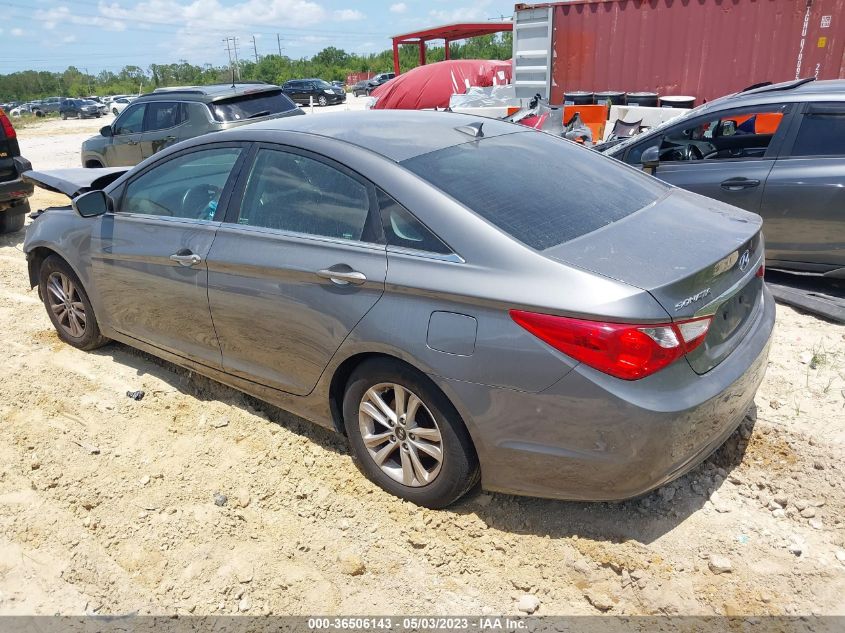 VIN 5NPEB4AC1DH704877 2013 HYUNDAI SONATA no.3