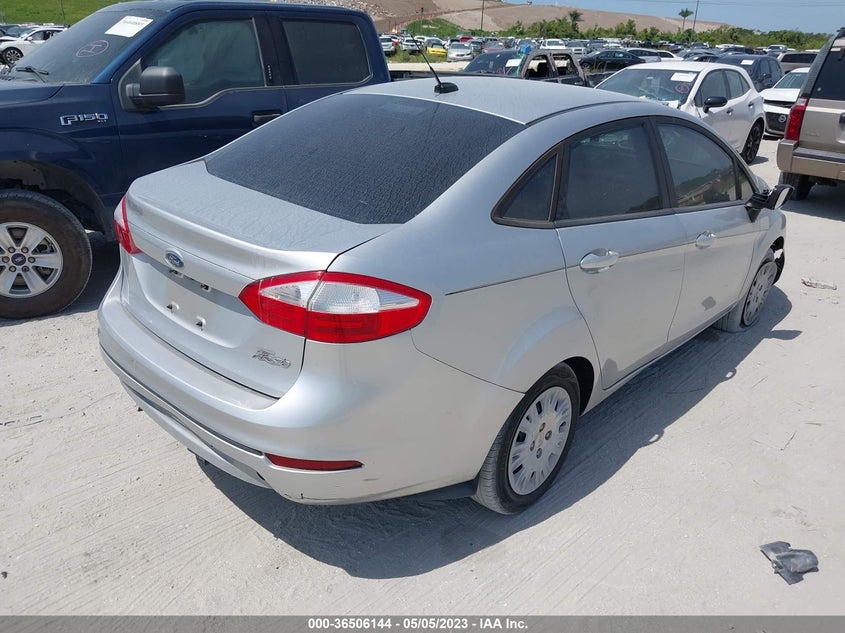 VIN 3FADP4AJ3JM119600 2018 FORD FIESTA S