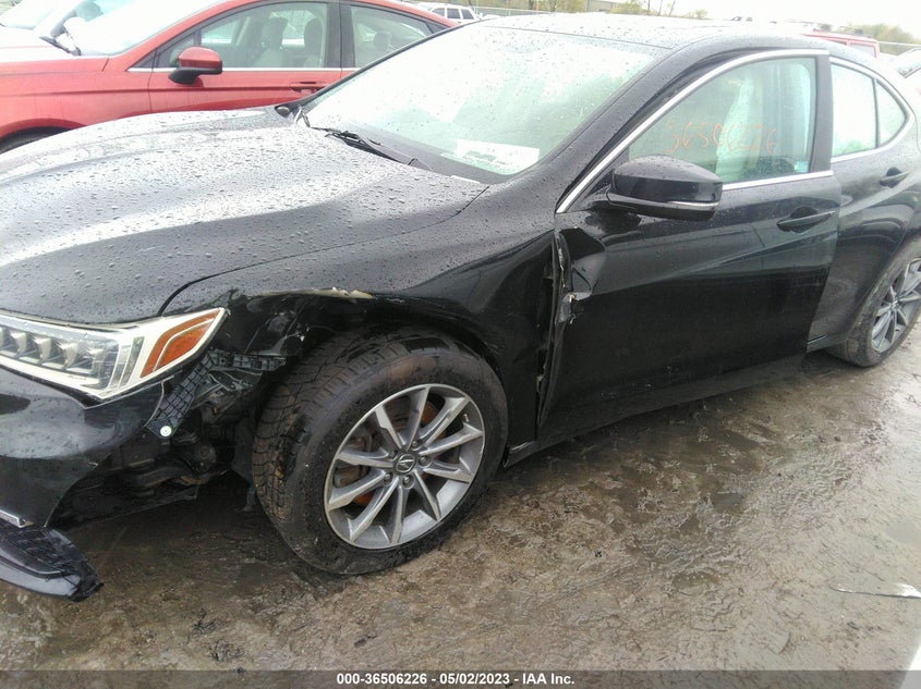 VIN 19UUB1F32JA007189 2018 ACURA TLX