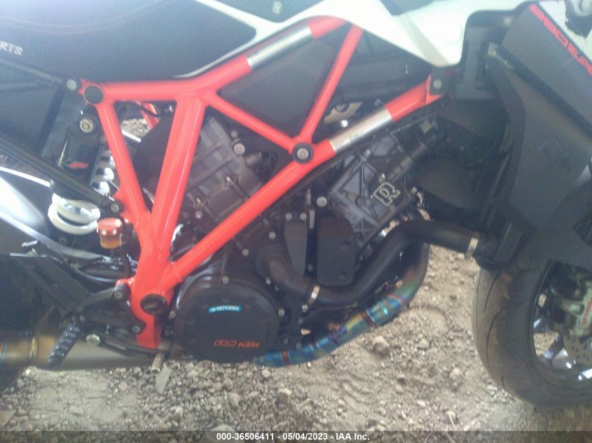 2019 KTM 1290 SUPER DUKE R VBKV39402KM906236