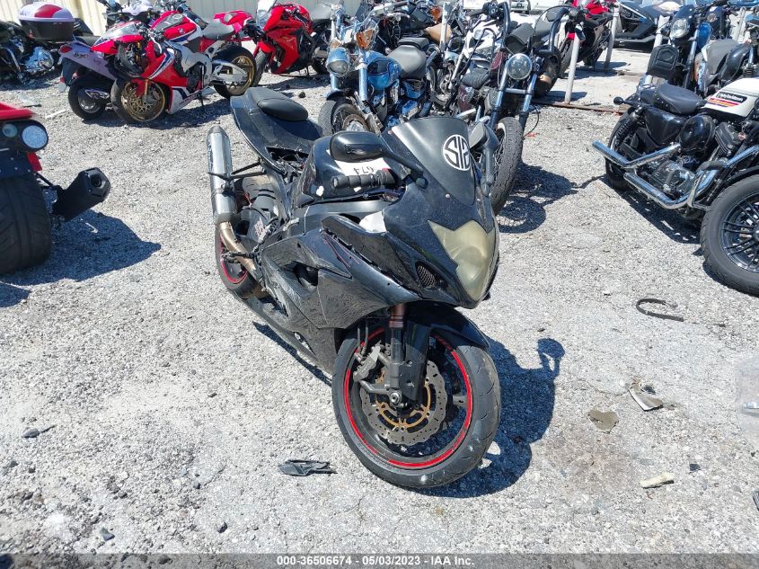 2006 SUZUKI GSX-R1000 - JS1GT76A862108873