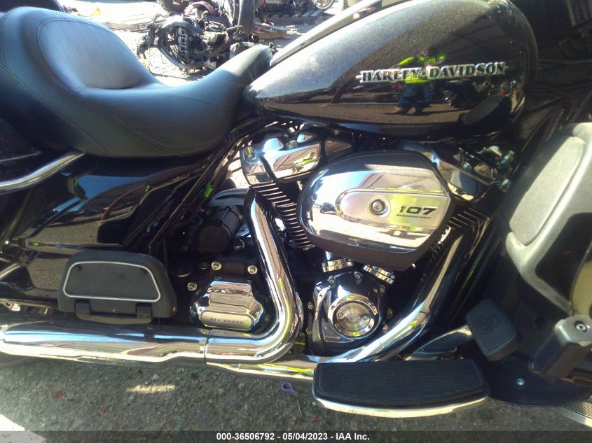 2018 HARLEY-DAVIDSON FLHTK ULTRA LIMITED - 1HD1KED15JB643804