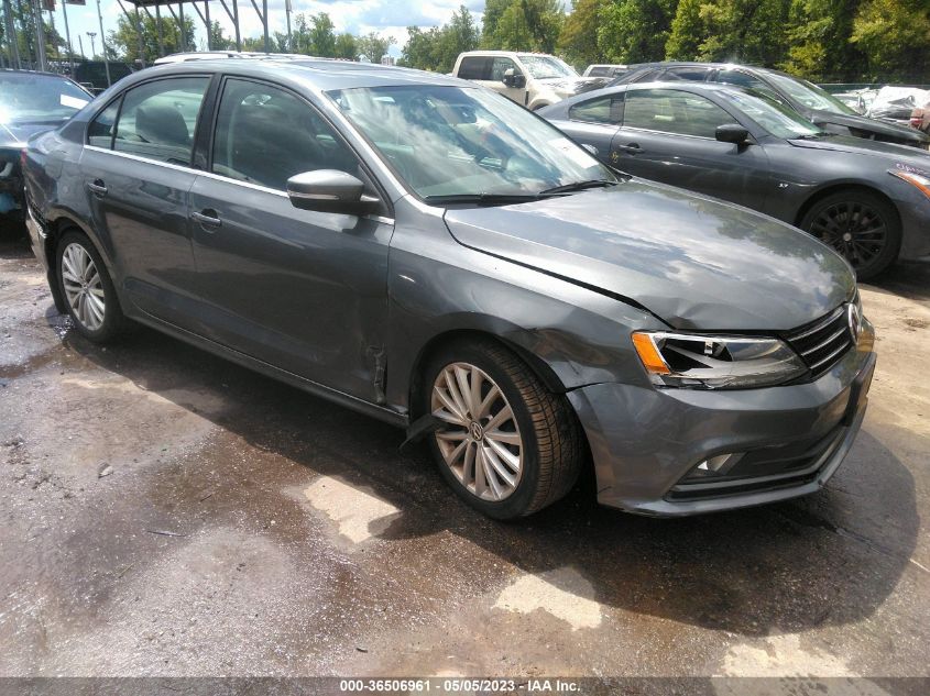 2015 VOLKSWAGEN JETTA SEDAN 1.8T SE - 3VWD17AJ1FM311003