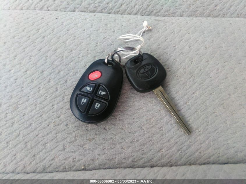 2014 TOYOTA SIENNA LE - 5TDKK3DC1ES472821