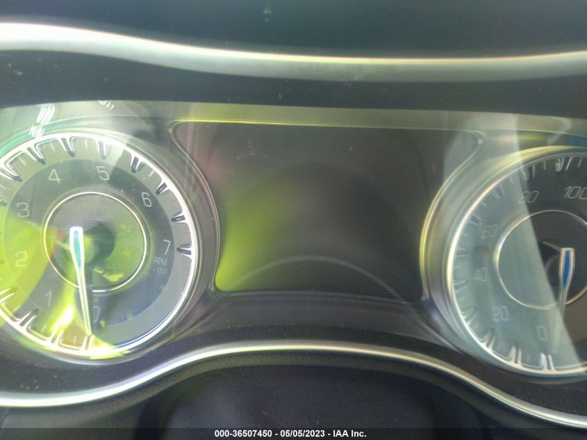 2016 CHRYSLER 300 300C - 2C3CCAKG4GH270234