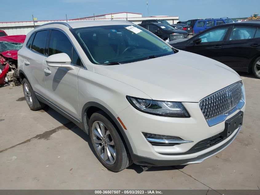 2019 LINCOLN MKC SELECT - 5LMCJ2C99KUL02987