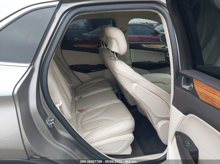 2016 LINCOLN MKC SELECT - 5LMCJ2C90GUJ12938