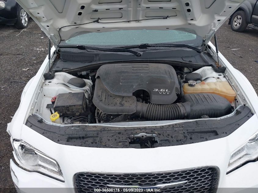 2016 CHRYSLER 300 300C - 2C3CCAEG3GH219903