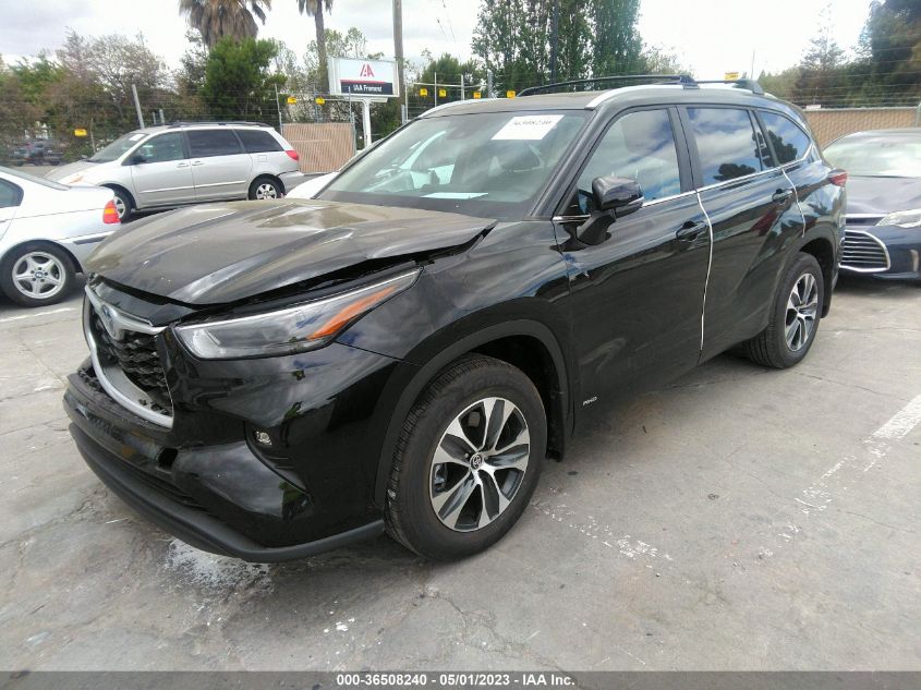 2023 TOYOTA HIGHLANDER HYBRID XLE - 5TDKBRCH4PS577680