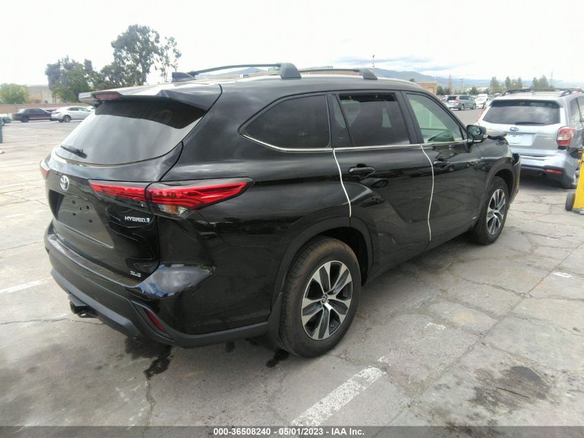 2023 TOYOTA HIGHLANDER HYBRID XLE - 5TDKBRCH4PS577680
