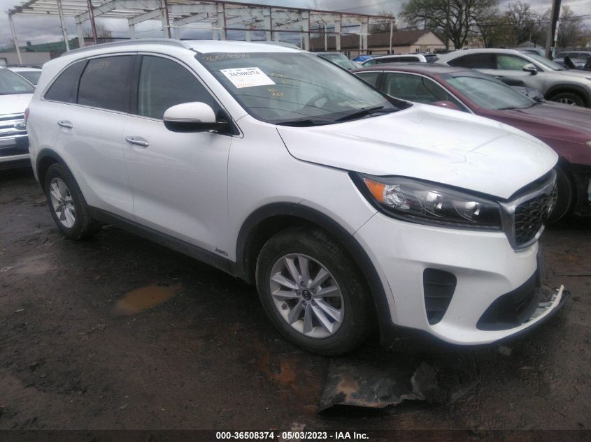 2019 KIA SORENTO LX V6 - 5XYPGDA56KG543748