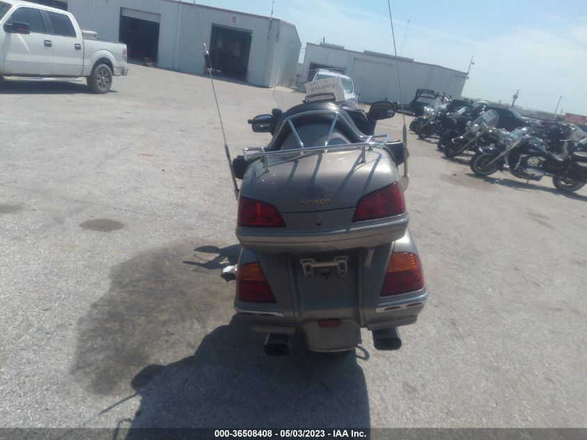 2002 HONDA GL1800 A 1HFSC47482A101418