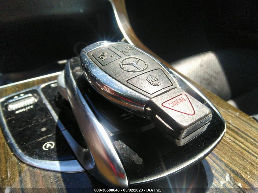 2015 MERCEDES-BENZ C-CLASS C 300 - 55SWF4JB9FU077636