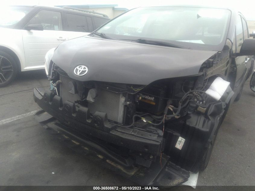 2015 TOYOTA SIENNA SE - 5TDXK3DC4FS645593