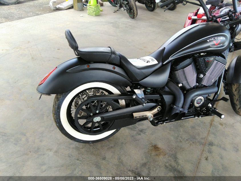 2015 VICTORY MOTORCYCLES HIGH-BALL 5VPWB36N3F3045919