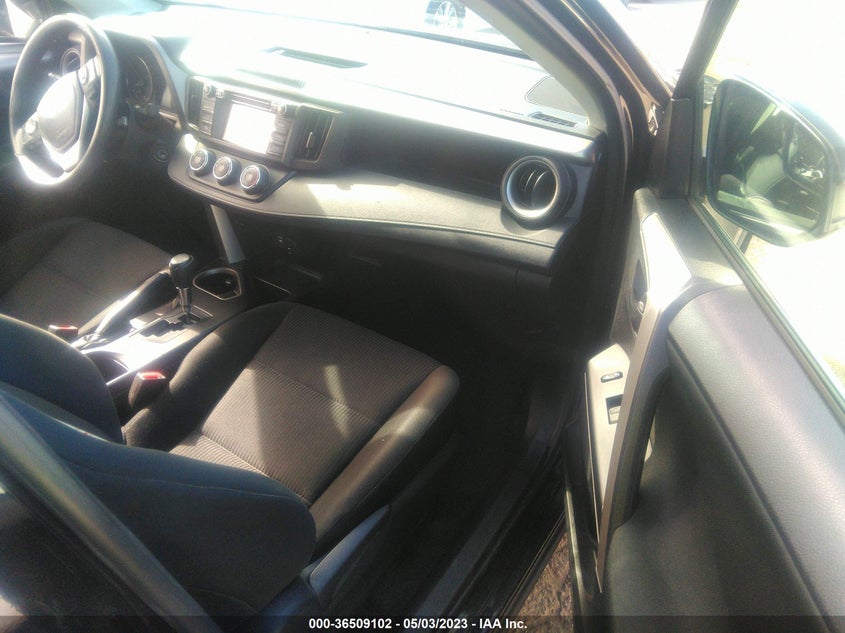 VIN 2T3ZFREV3HW389495 2017 TOYOTA RAV4 LE