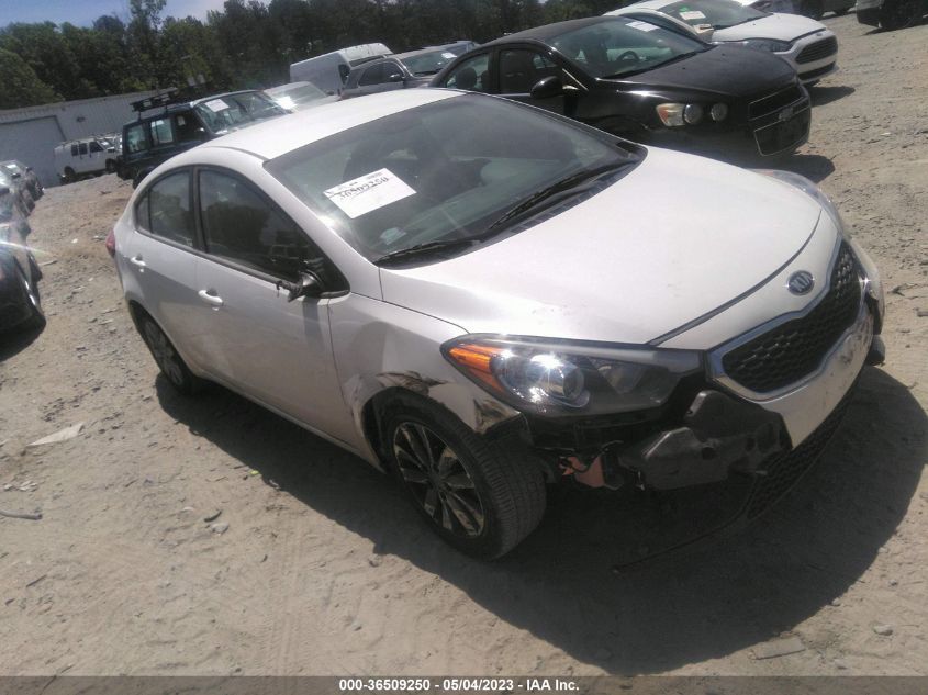 2016 KIA FORTE LX - KNAFX4A64G5589595