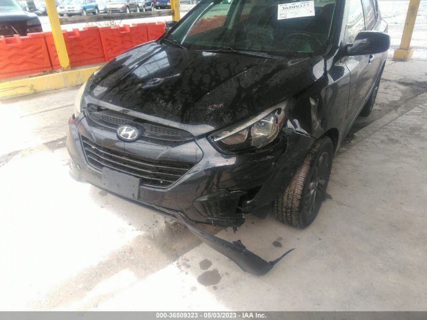 2014 HYUNDAI TUCSON SE - KM8JUCAG1EU796405