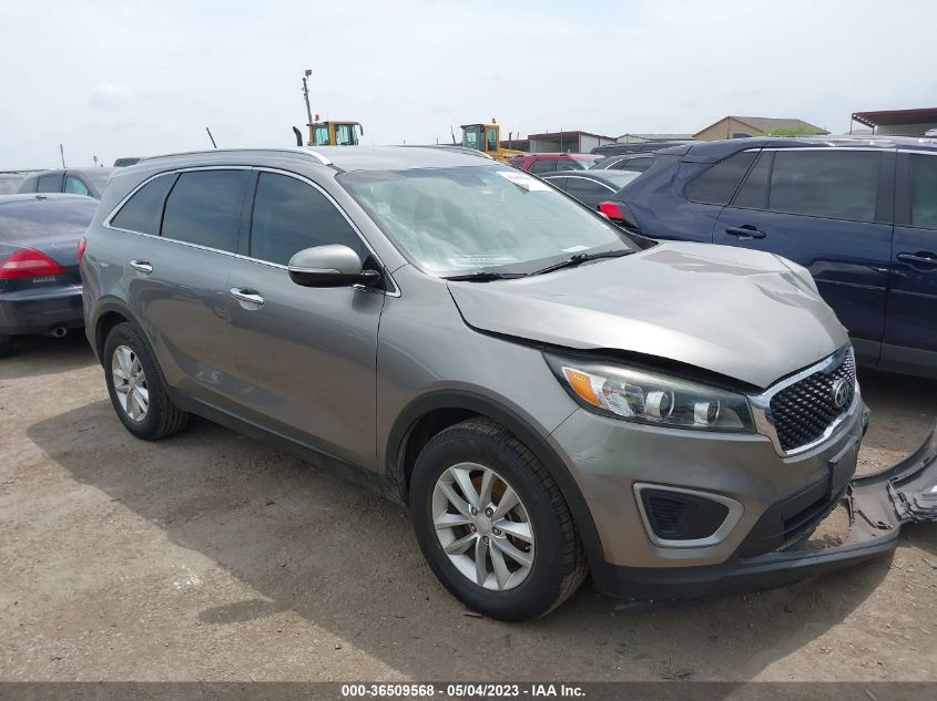 2017 KIA SORENTO LX - 5XYPG4A33HG244113